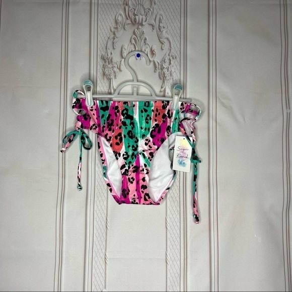 Sugar Beach Bikini Bottoms - Picture 3 of 5